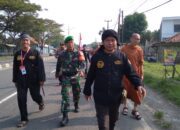 Wujudkan Toleransi Antar Umat Beragama, Laskar Agung Macan Ali Nuswantara Kawal 32 Biksu Jalan Kaki