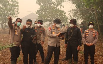 Respon Cepat Karhutla, Kapolda Kalteng Turun Langsung Pantau Titik Api di Jalan Mahir Mahar Palangka Raya