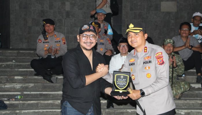 Polres Subang Kawal Doa Bersama 1.000 Lilin, Ojol Subang Raya Bersatu untuk Indonesia
