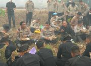 Perkuat Kebersamaan, Kapolda Kalteng Motivasi Satgas Karhutla Lewat Makan Siang Bersama