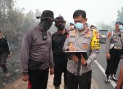 Pantau Karhutla Bukit Rawi, Kapolda Kalteng Pastikan Sumur Bor Segera Dibangun