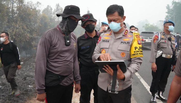 Pantau Karhutla Bukit Rawi, Kapolda Kalteng Pastikan Sumur Bor Segera Dibangun