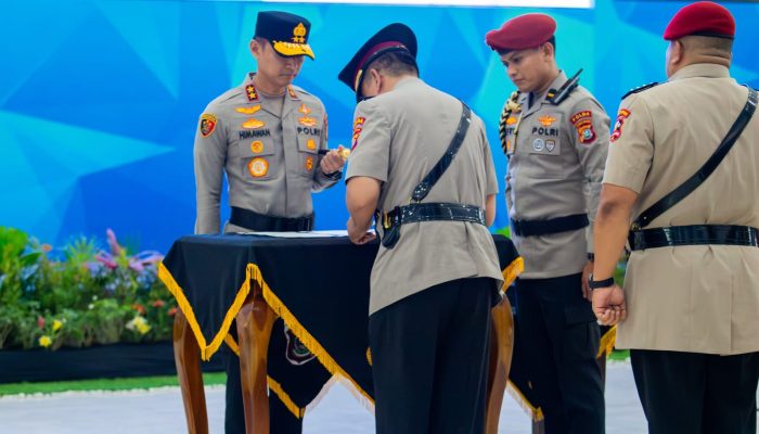 Kapolda Sultra Pimpin Sertijab Sejumlah PJU dan Kapolres
